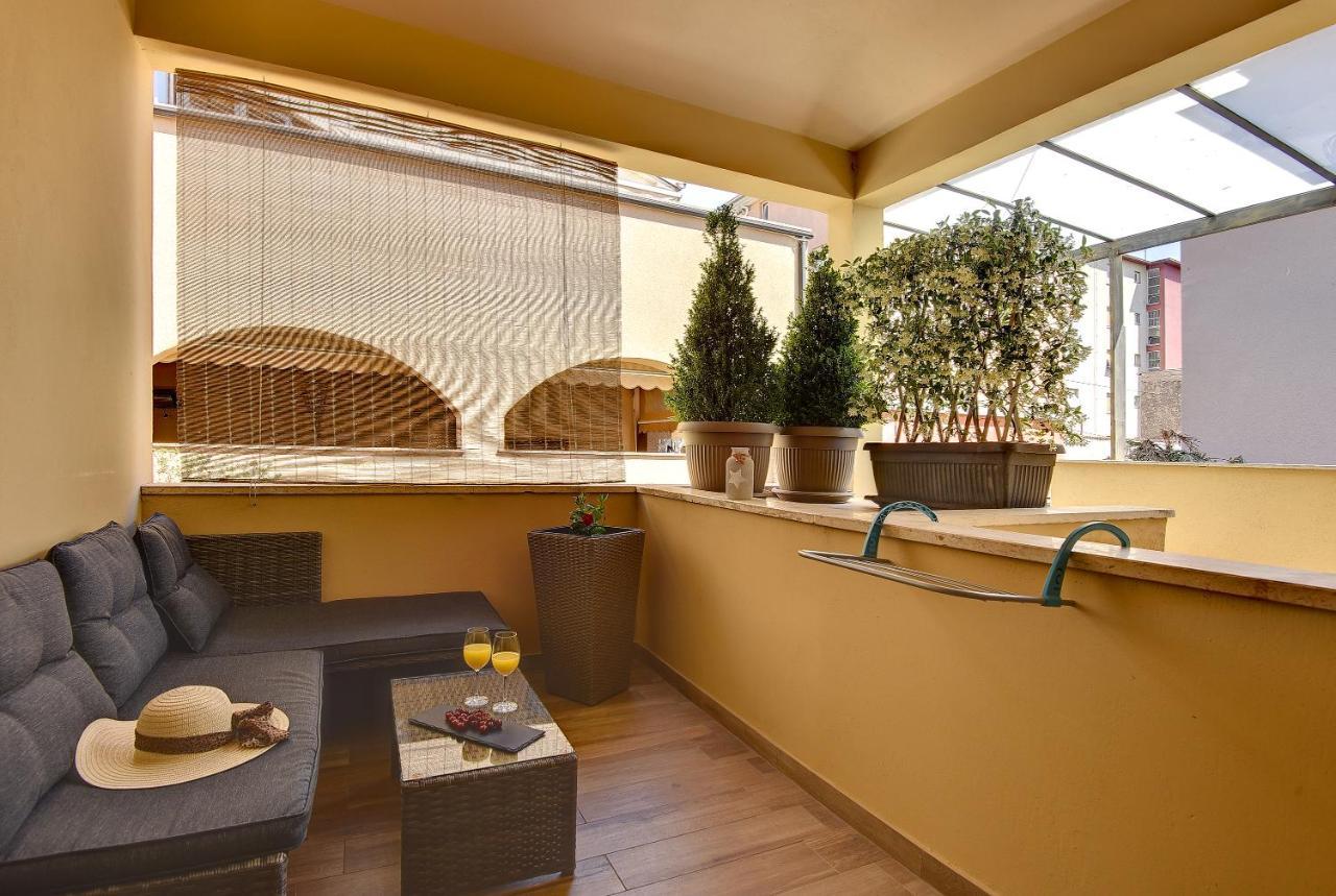 Mimoza Old Town Pula Apartments ภายนอก รูปภาพ