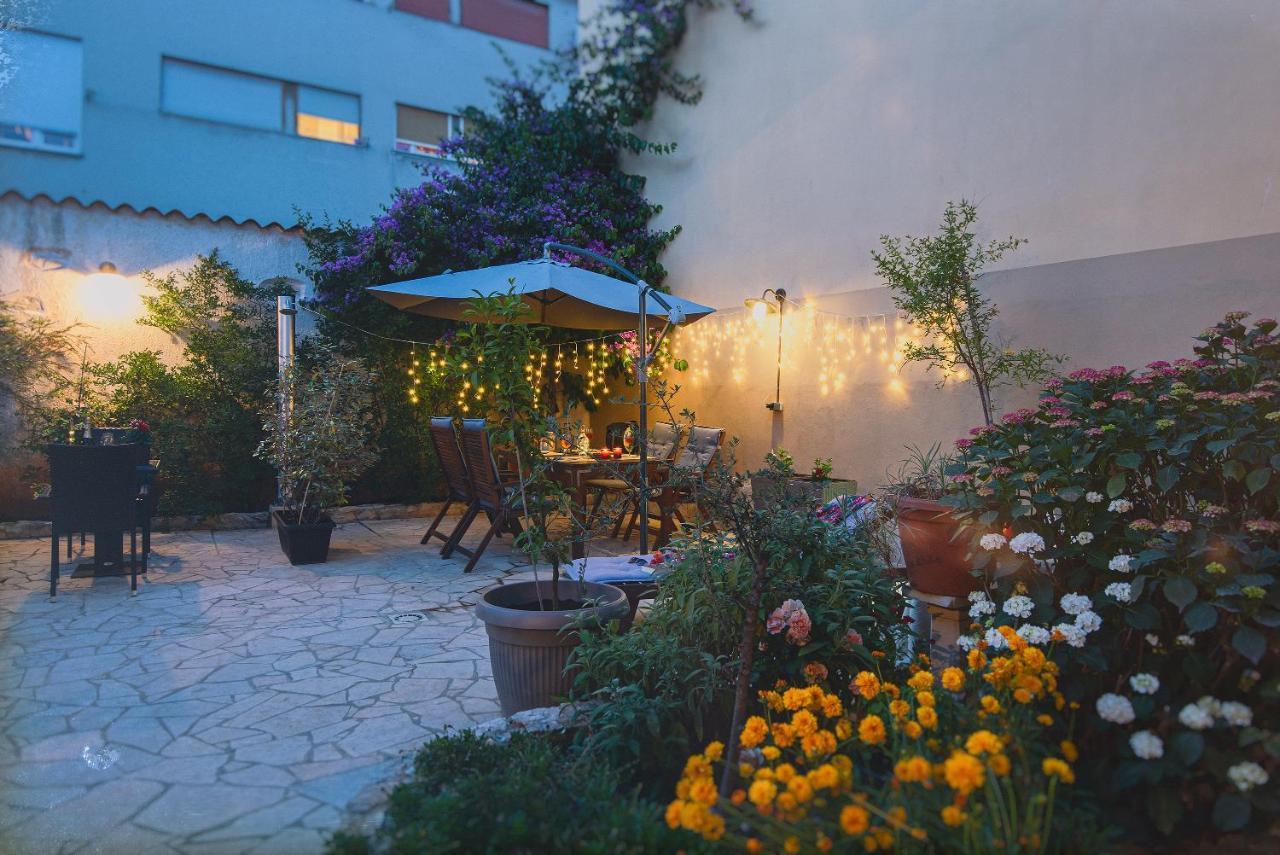 Mimoza Old Town Pula Apartments ภายนอก รูปภาพ
