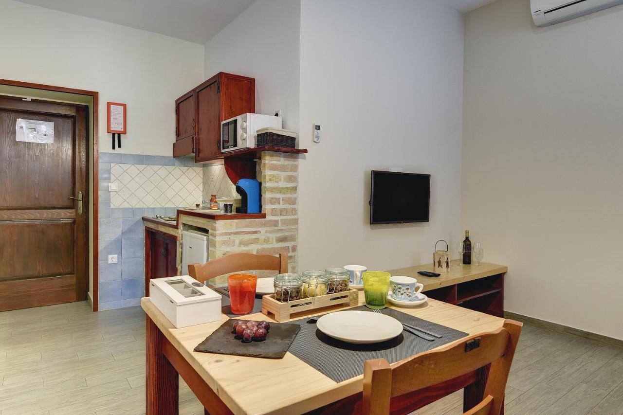 Mimoza Old Town Pula Apartments ภายนอก รูปภาพ
